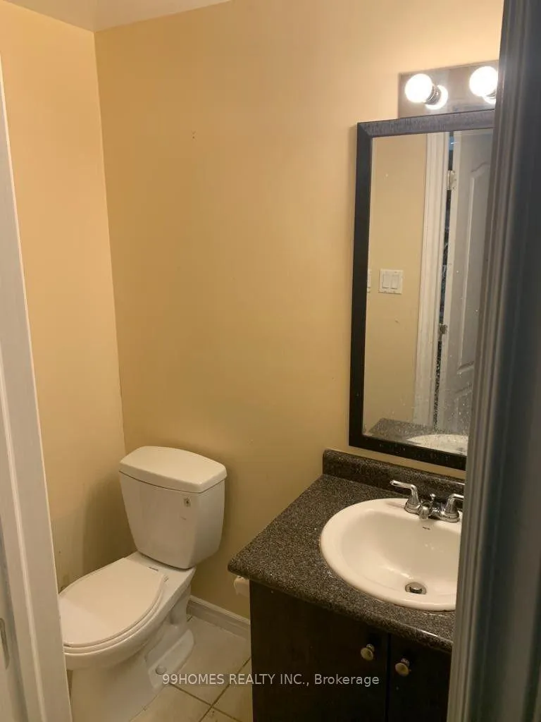 Photo 14 of Unit Upper, 30 Ashdale Road, Brampton, Bram West — HOMEH