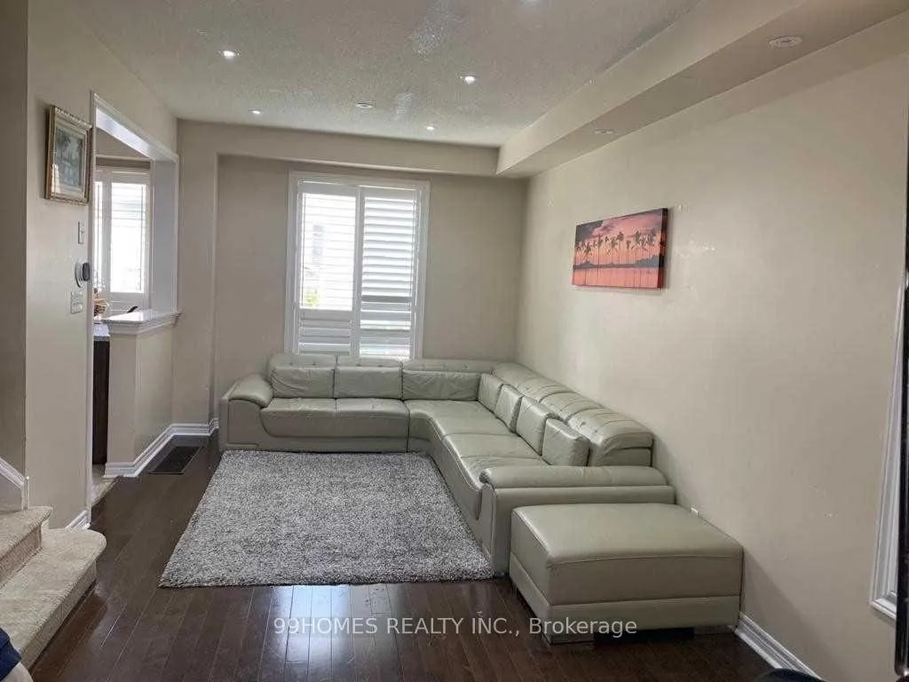 Photo 15 of Unit Upper, 30 Ashdale Road, Brampton, Bram West — HOMEH