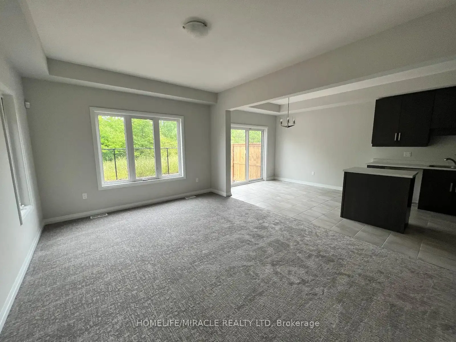 Photo 5 of Unit 76, 4552 Portage Road, Niagara Falls, Cherrywood — HOMEH