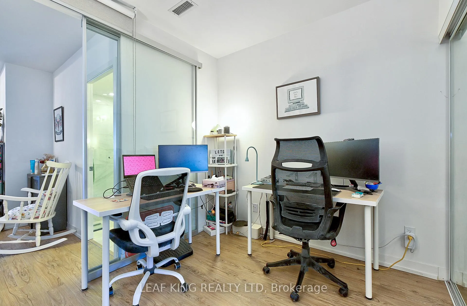 Photo 6 of Unit 902, 85 Wood Street, Toronto, Church-Yonge Corridor — HOMEH