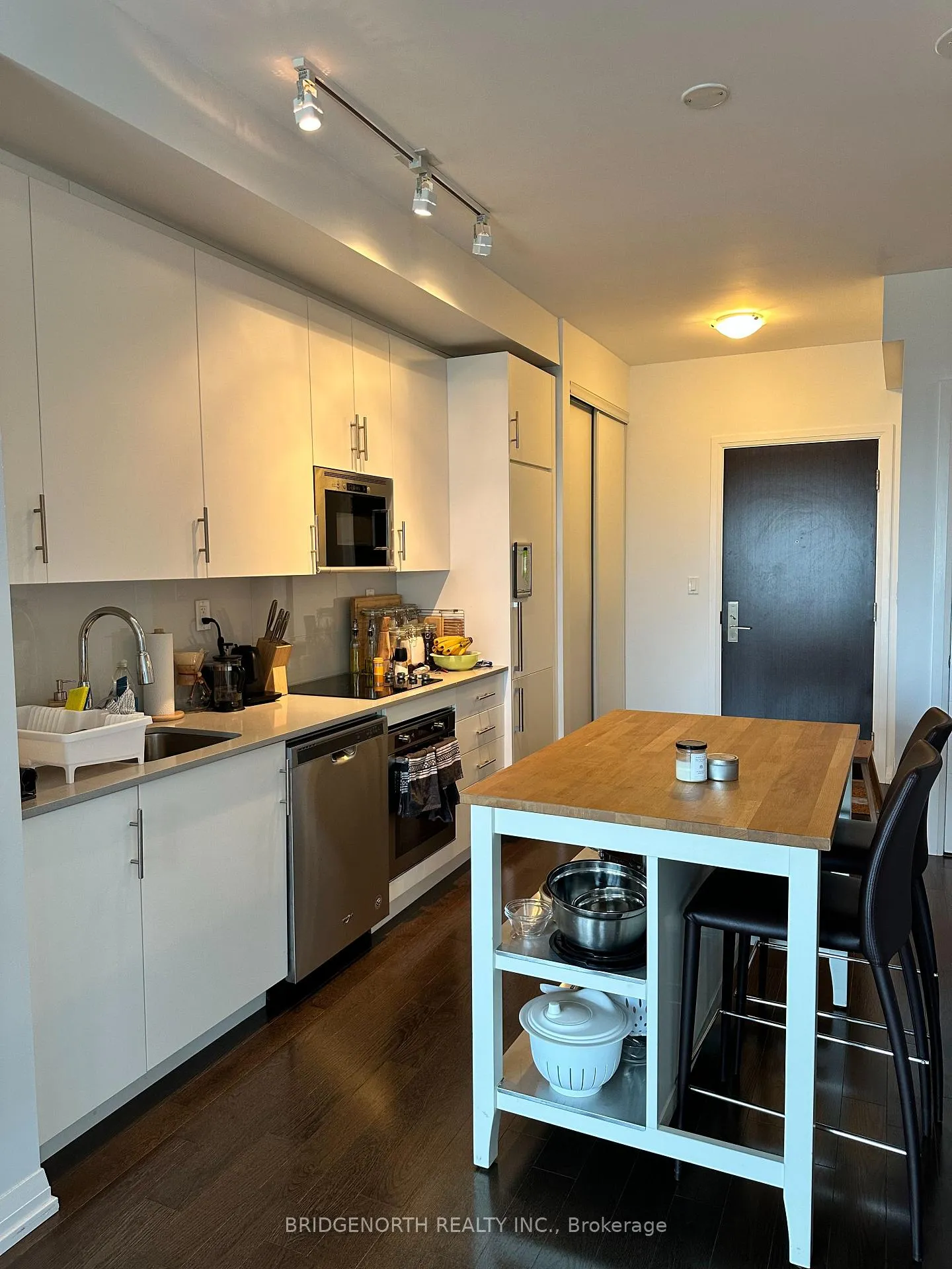 Photo 10 of Unit 1726, 460 Adelaide Street E, Toronto, Moss Park — HOMEH