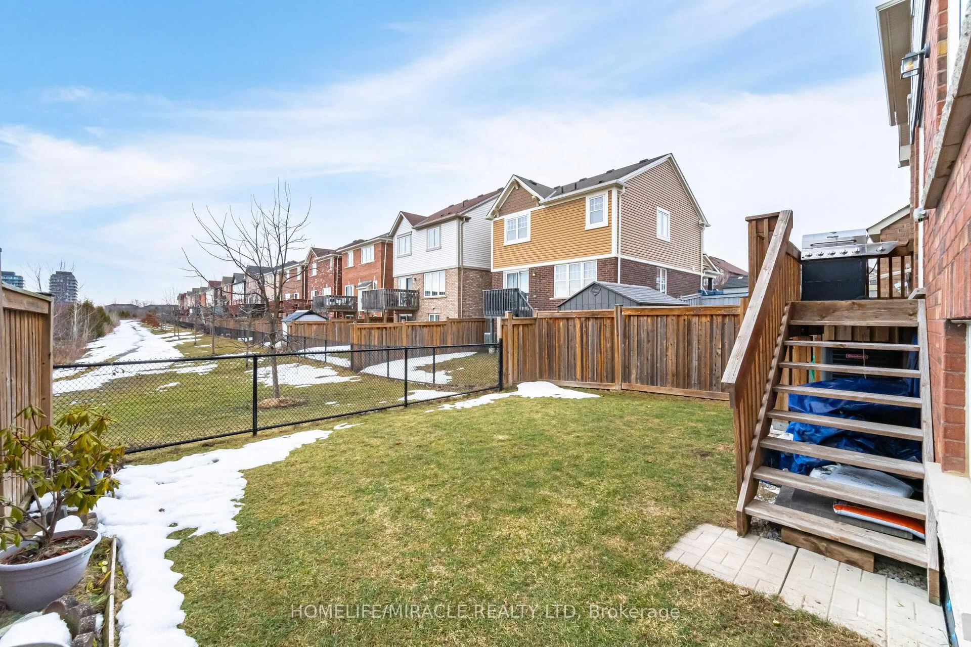Photo 35 of 14 Robert Parkinson Drive, Brampton, Northwest Brampton — HOMEH