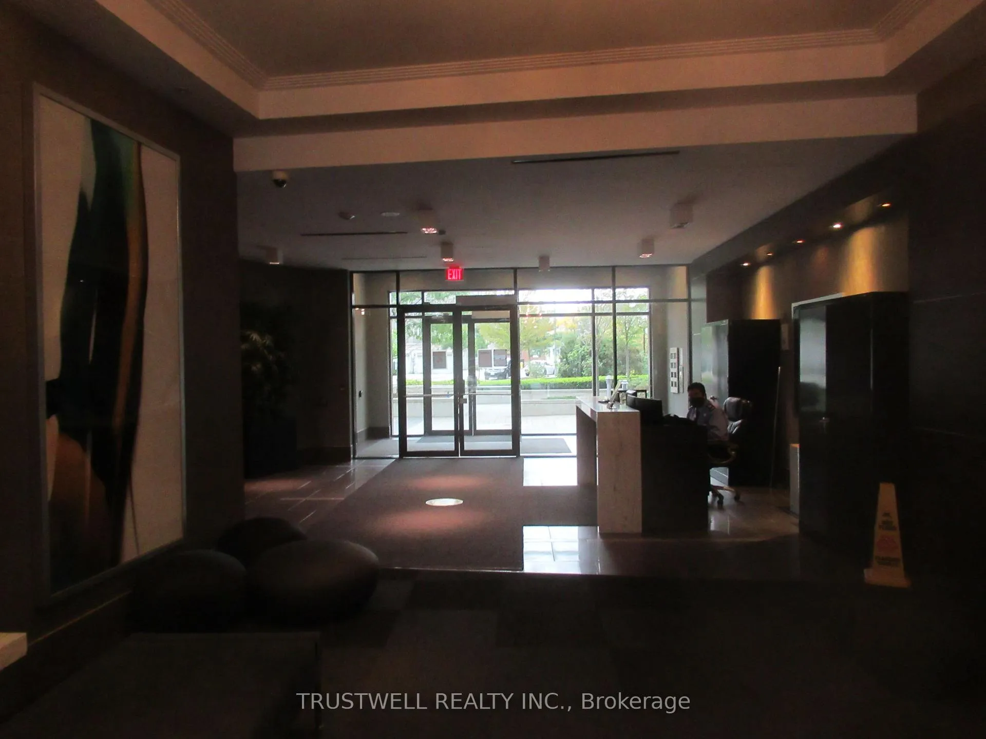 Photo 3 of Unit 407, 8130 Birchmount Road, Markham, Unionville — HOMEH