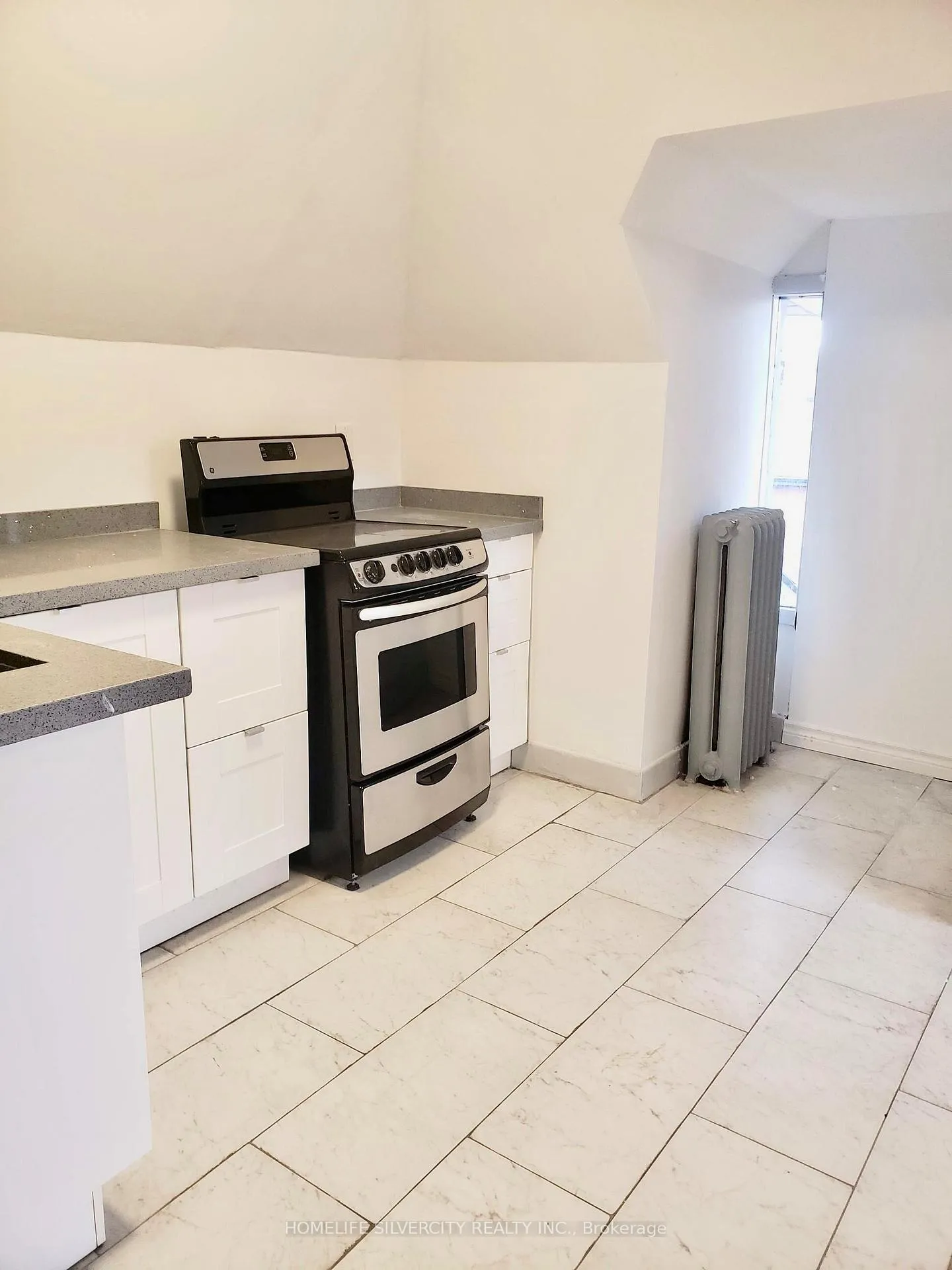 Photo 7 of 147 Holton Avenue S, Hamilton, St. Clair — HOMEH