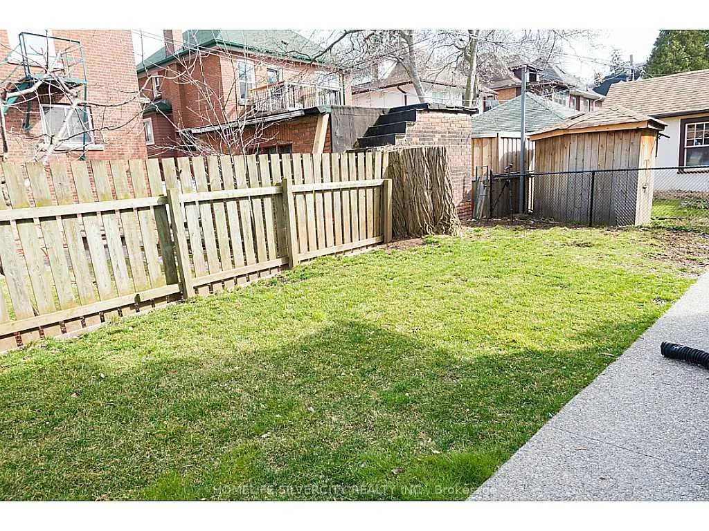 Photo 16 of 147 Holton Avenue S, Hamilton, St. Clair — HOMEH