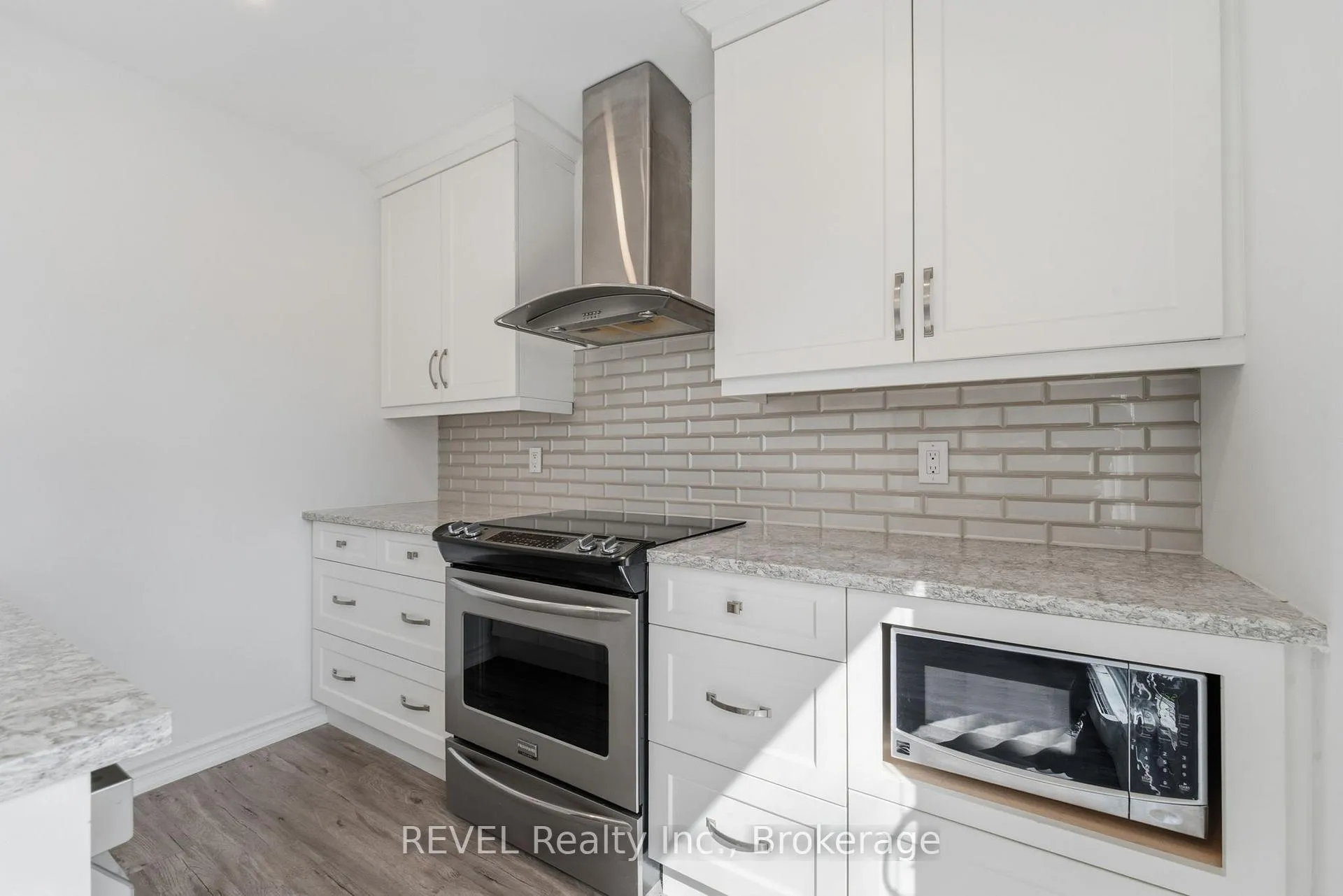 Photo 14 of Unit 10, 226 Vansickle Road, St. Catharines, Rykert/Vansickle — HOMEH