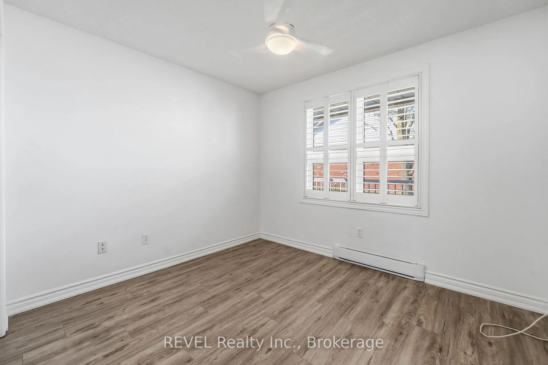 Photo 20 of Unit 10, 226 Vansickle Road, St. Catharines, Rykert/Vansickle — HOMEH