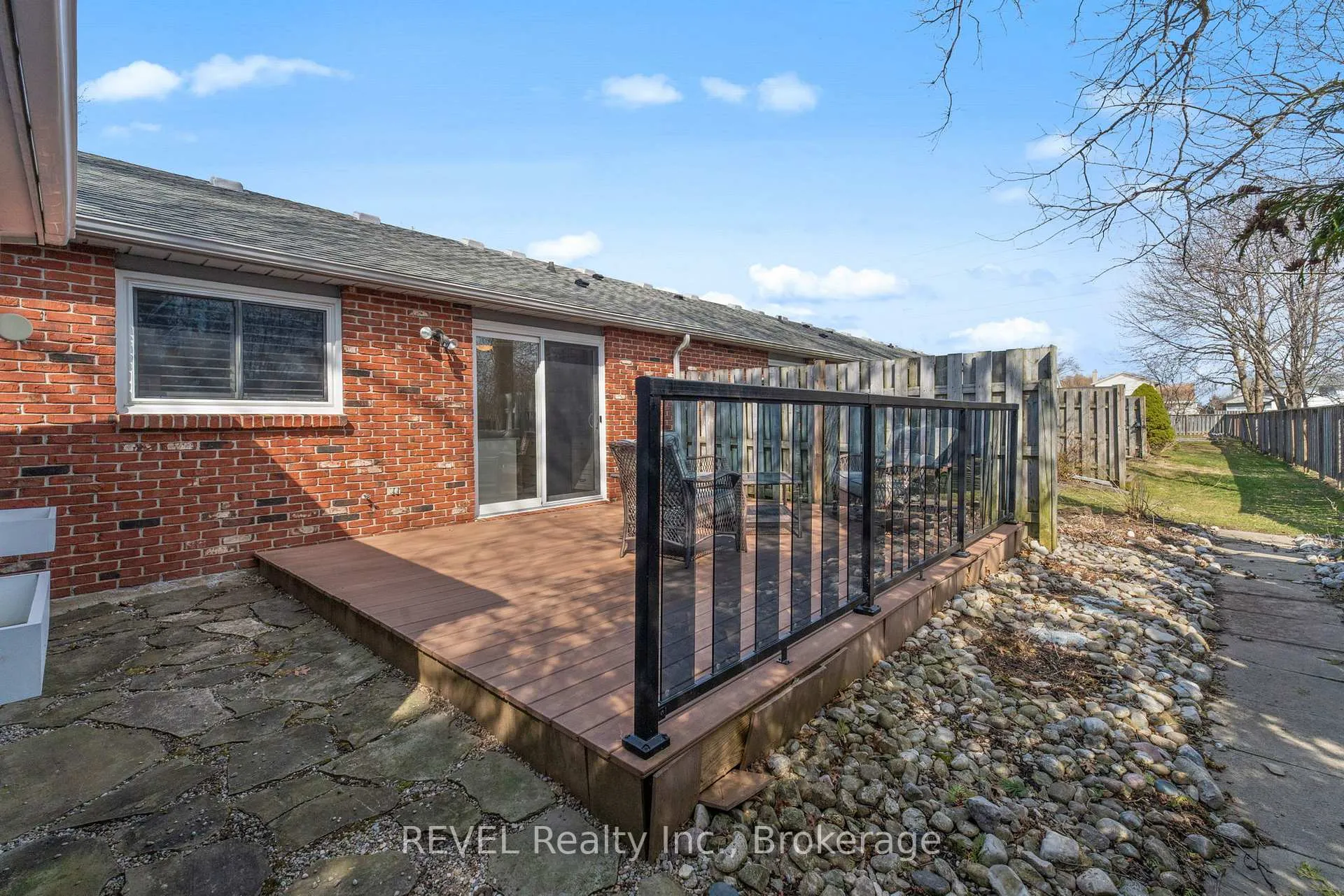 Photo 26 of Unit 10, 226 Vansickle Road, St. Catharines, Rykert/Vansickle — HOMEH
