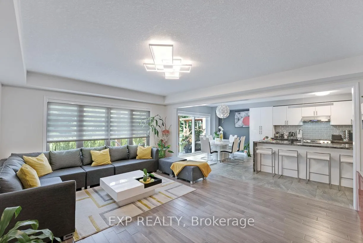 Photo 12 of 7737 Hackberry Trail, Niagara Falls, Brown — HOMEH