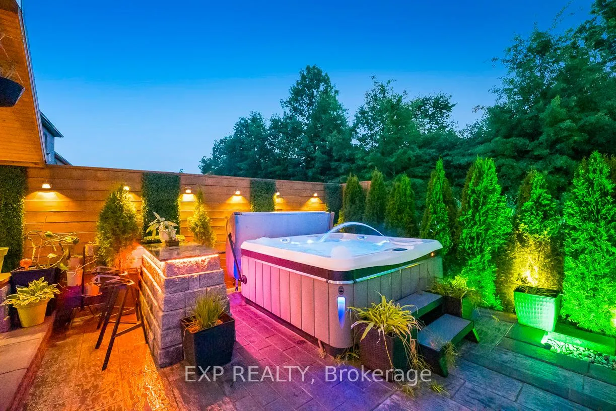Photo 47 of 7737 Hackberry Trail, Niagara Falls, Brown — HOMEH