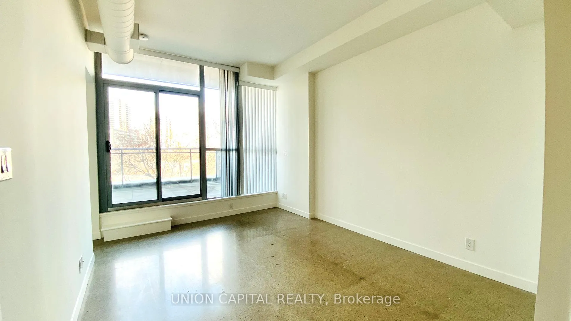 Photo 3 of Unit 607, 510 King Street E, Toronto, Moss Park — HOMEH