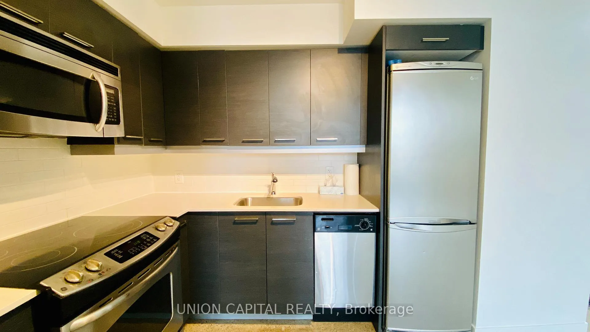 Photo 13 of Unit 607, 510 King Street E, Toronto, Moss Park — HOMEH