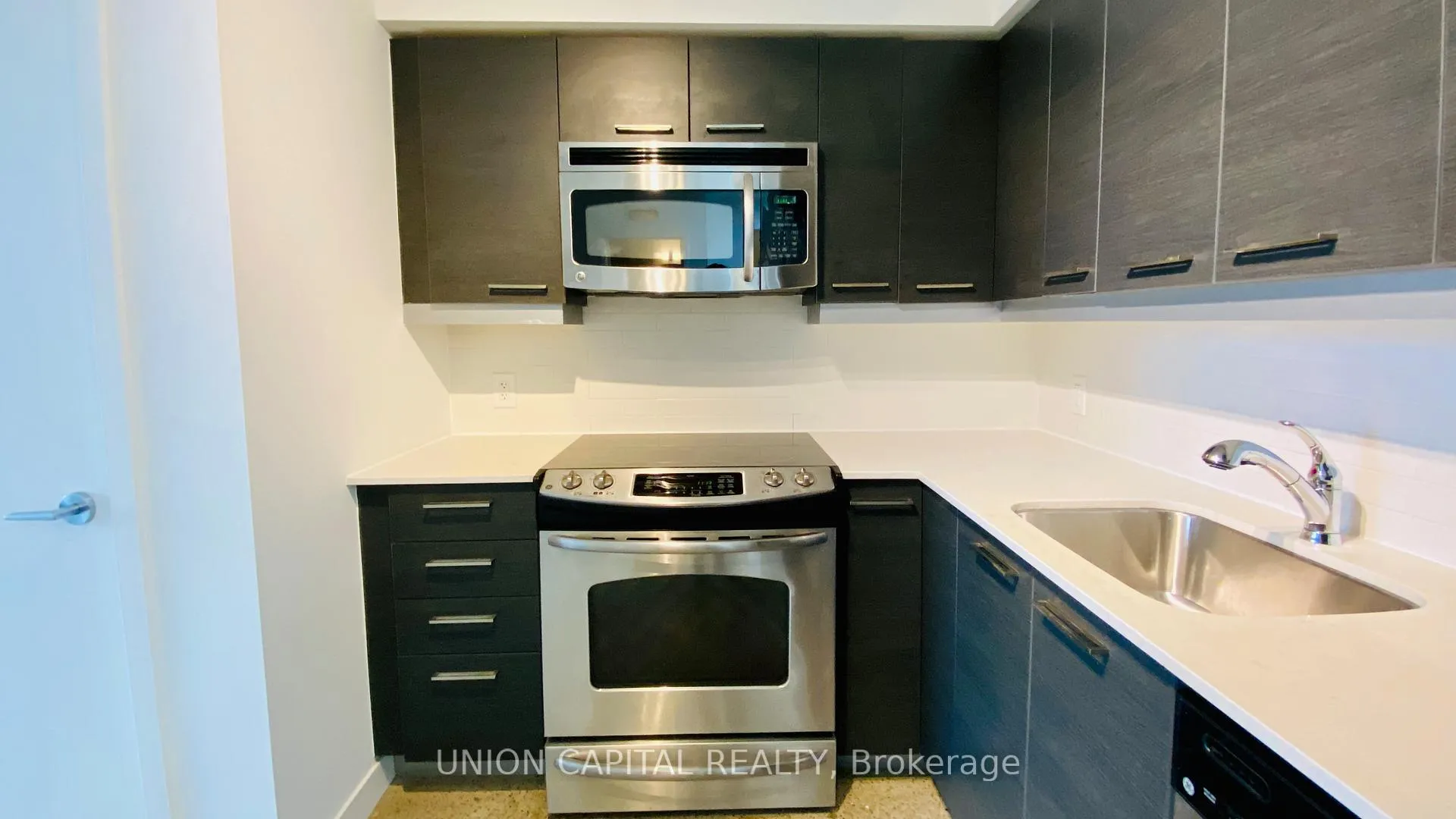 Photo 14 of Unit 607, 510 King Street E, Toronto, Moss Park — HOMEH