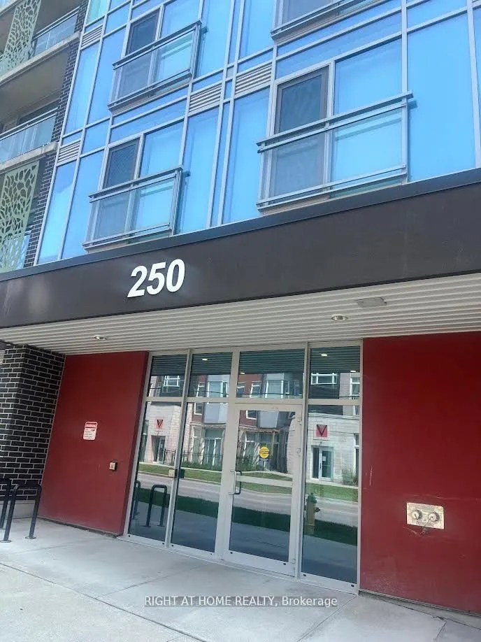 Photo 2 of Unit 102, 250 Albert Street, Waterloo, Beechwood/University — HOMEH