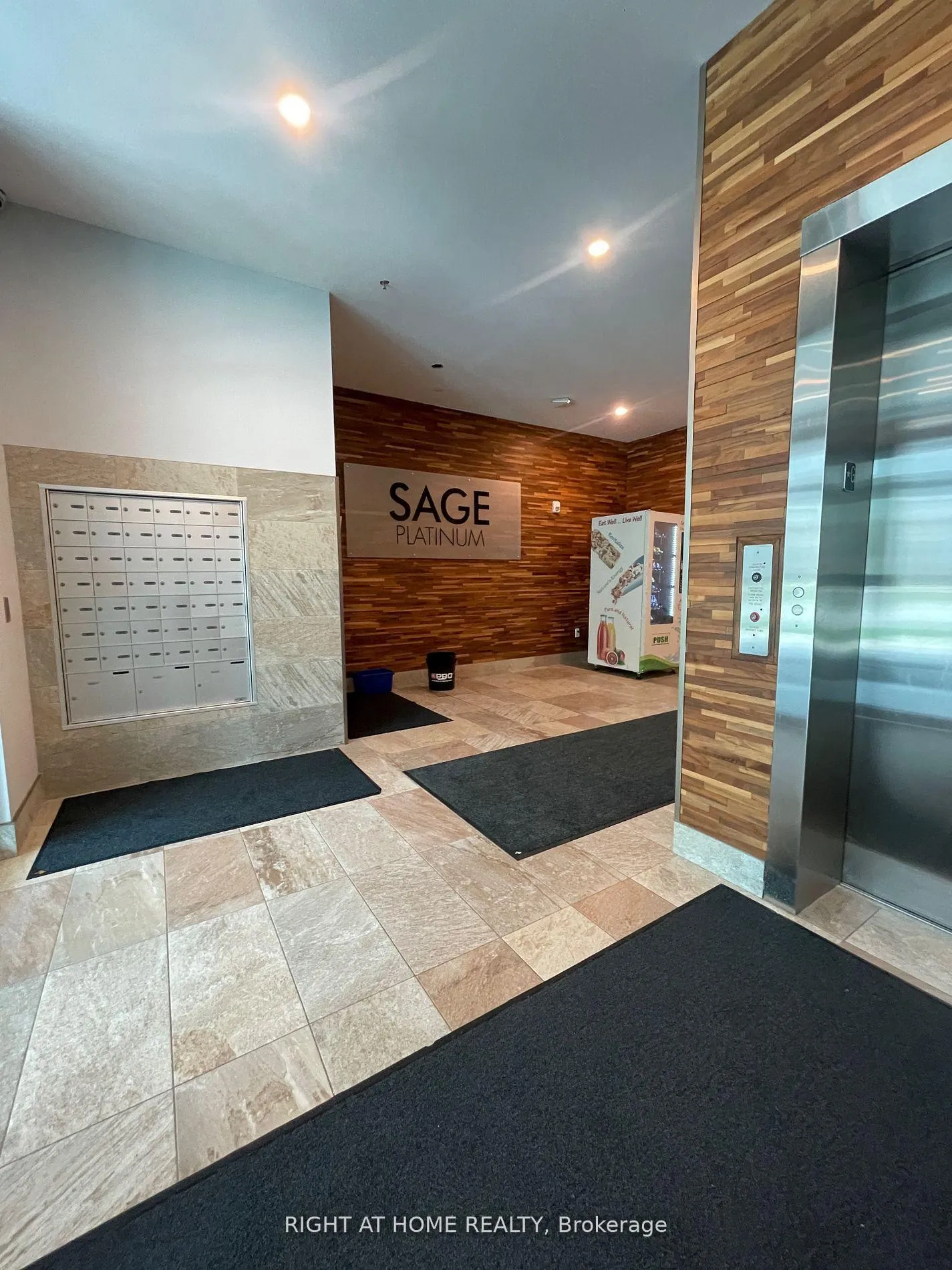 Photo 7 of Unit 102, 250 Albert Street, Waterloo, Beechwood/University — HOMEH