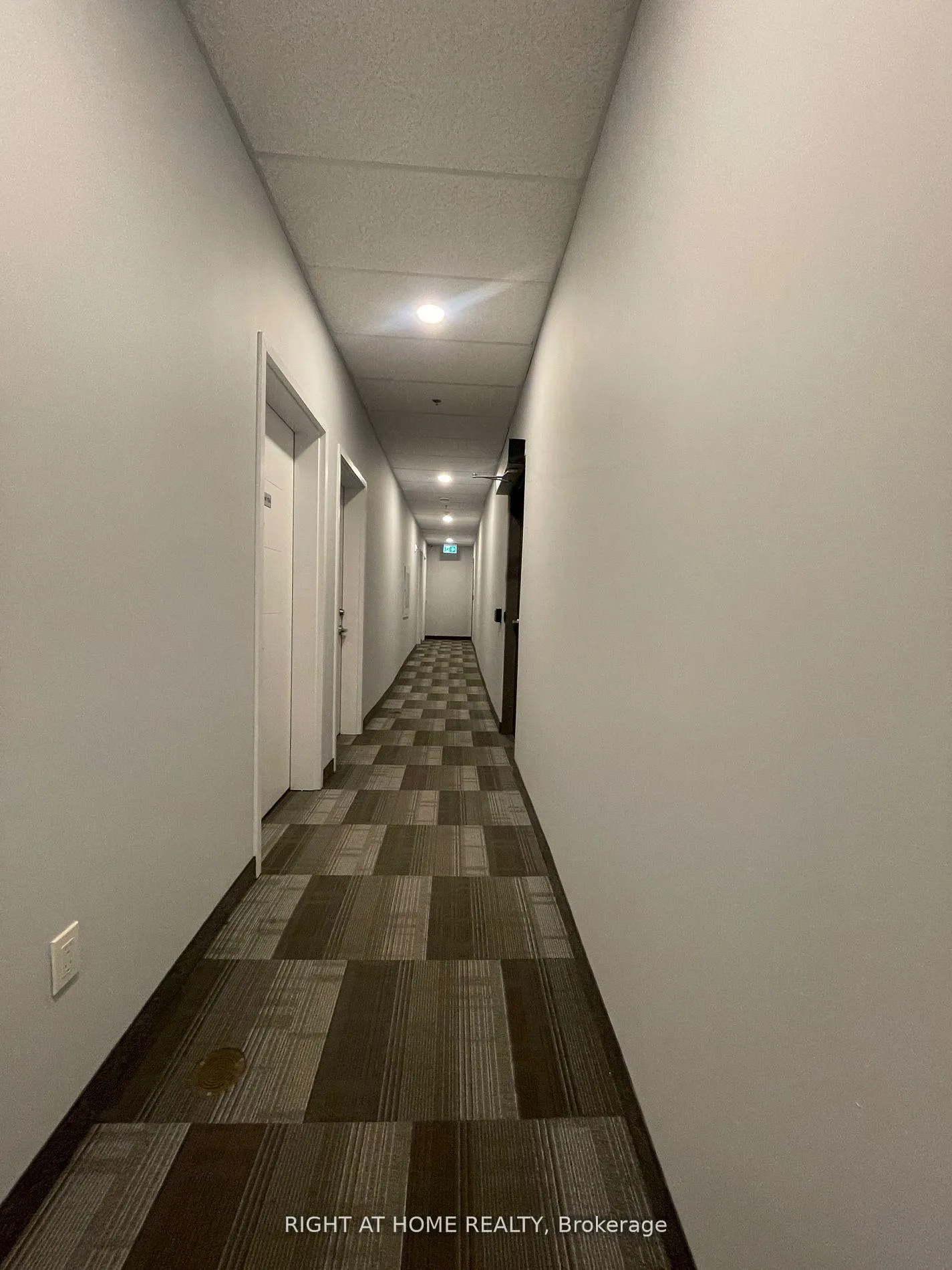 Photo 8 of Unit 102, 250 Albert Street, Waterloo, Beechwood/University — HOMEH