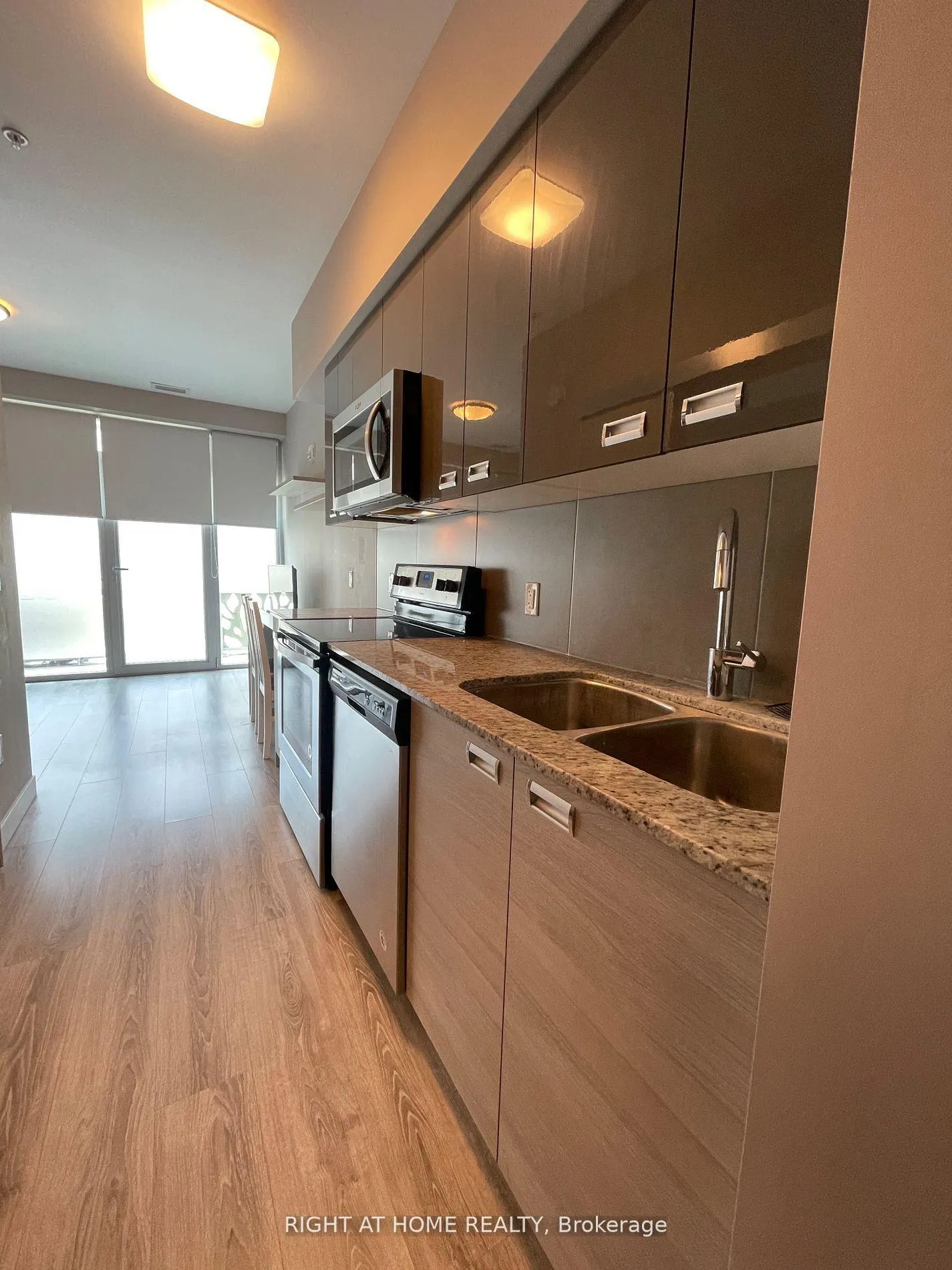 Photo 12 of Unit 102, 250 Albert Street, Waterloo, Beechwood/University — HOMEH