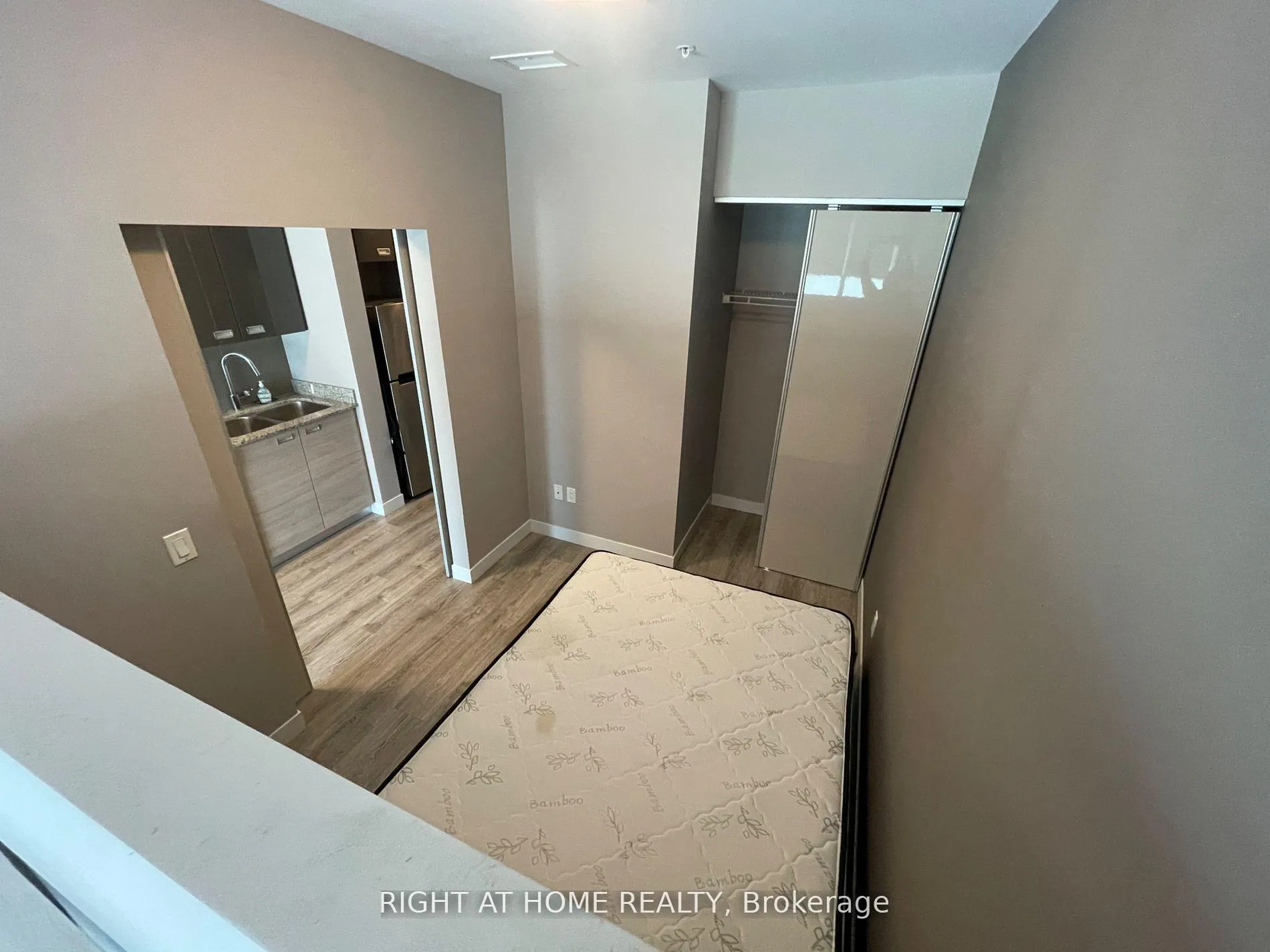 Photo 17 of Unit 102, 250 Albert Street, Waterloo, Beechwood/University — HOMEH