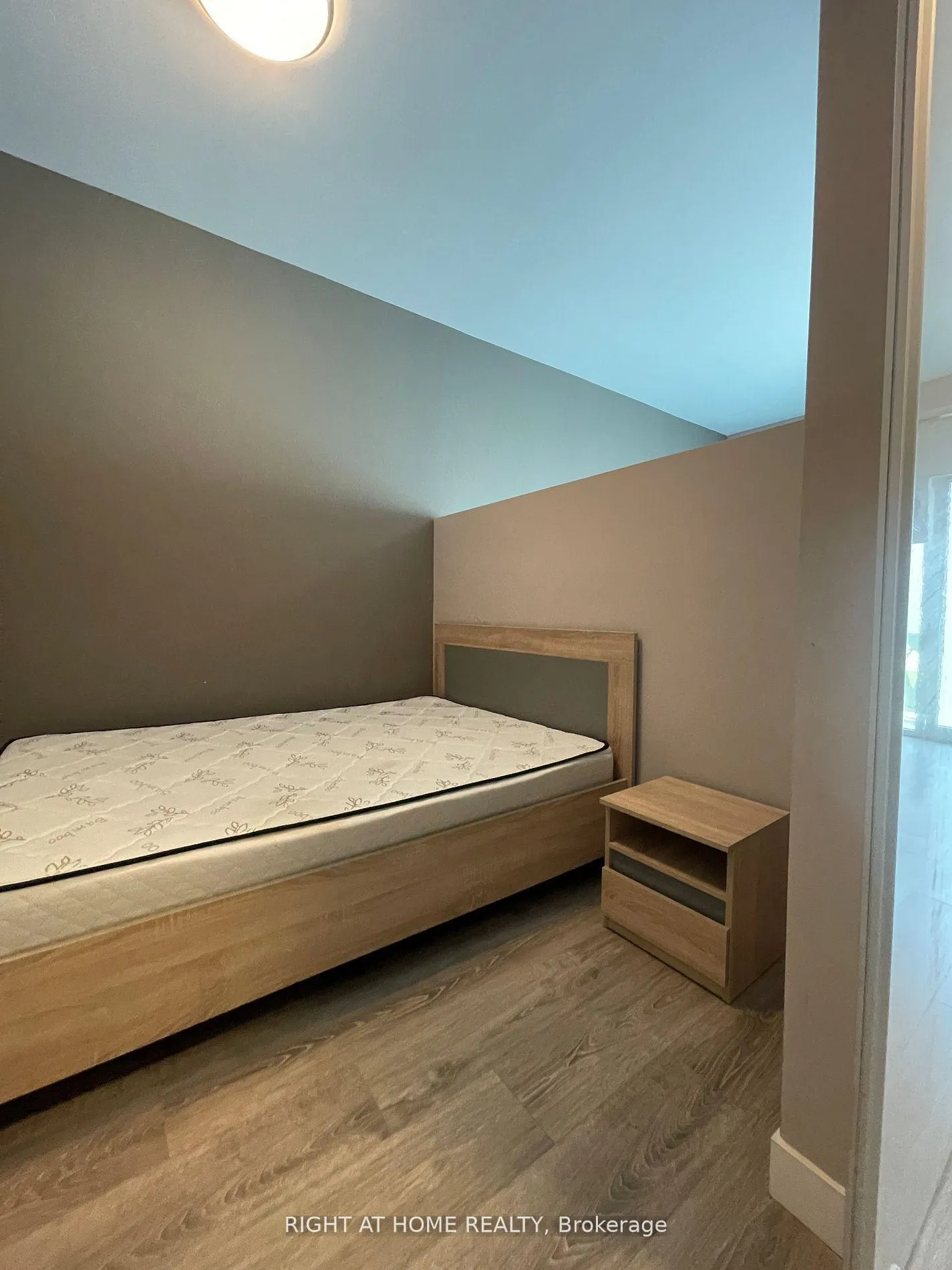 Photo 20 of Unit 102, 250 Albert Street, Waterloo, Beechwood/University — HOMEH