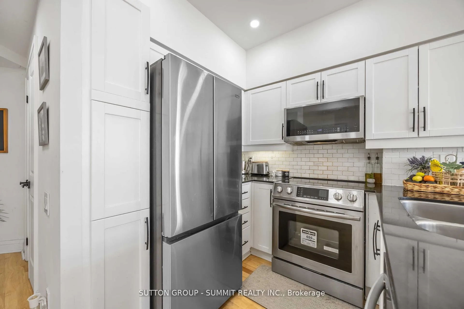 Photo 8 of Unit PH01, 15 Windermere Avenue, Toronto, High Park-Swansea — HOMEH