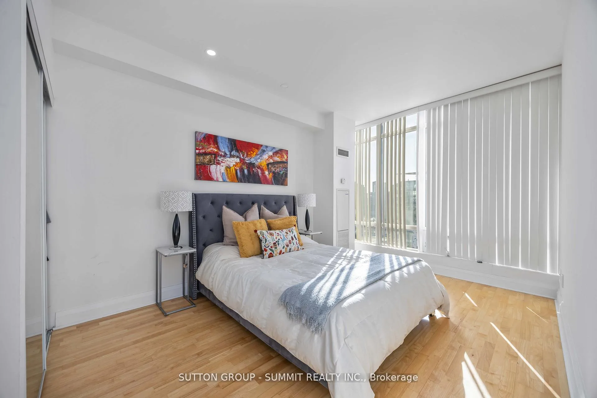 Photo 13 of Unit PH01, 15 Windermere Avenue, Toronto, High Park-Swansea — HOMEH