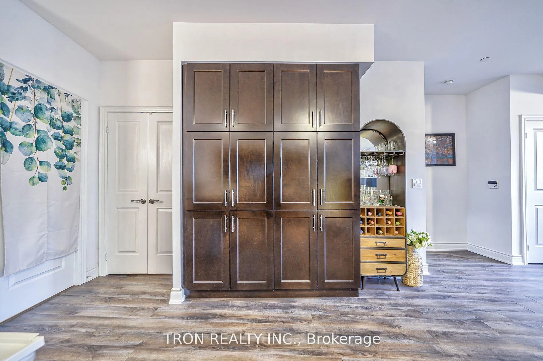 Photo 6 of Unit 109, 89 South Town Centre Boulevard, Markham, Unionville — HOMEH