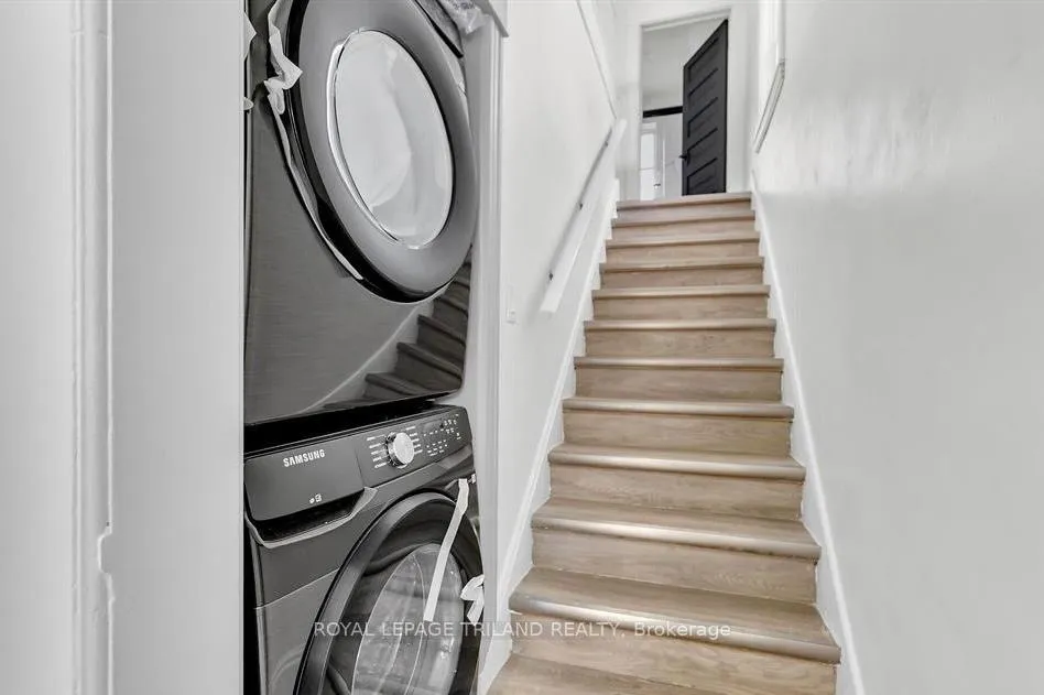 Photo 11 of Unit Upper, 96 Forest Avenue, St. Thomas — HOMEH