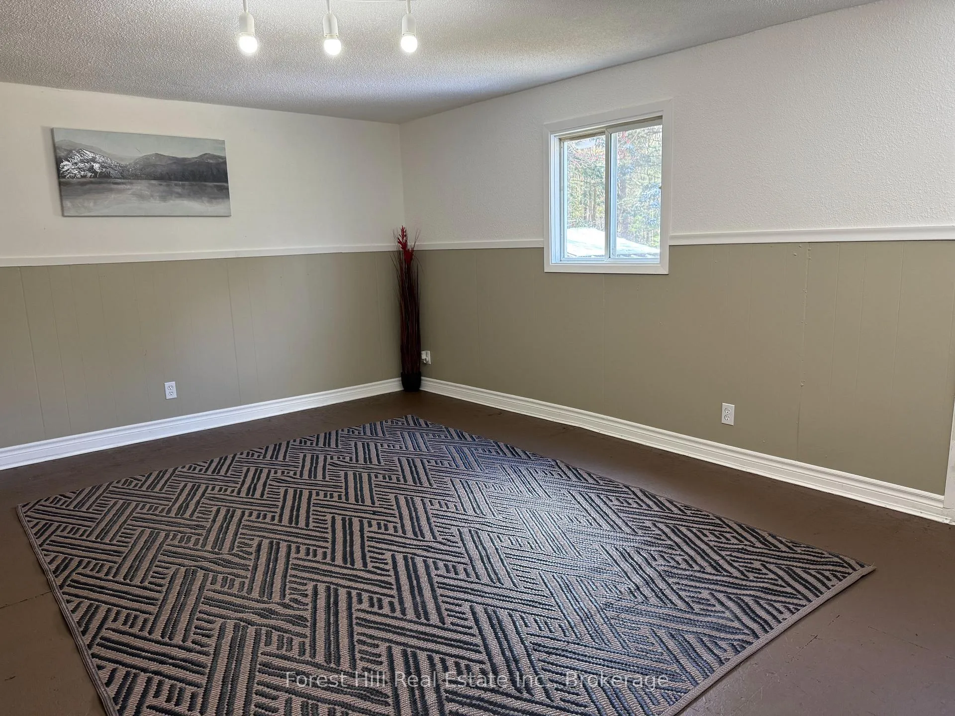 Photo 10 of 940 Fern Glen Road, Perry — HOMEH