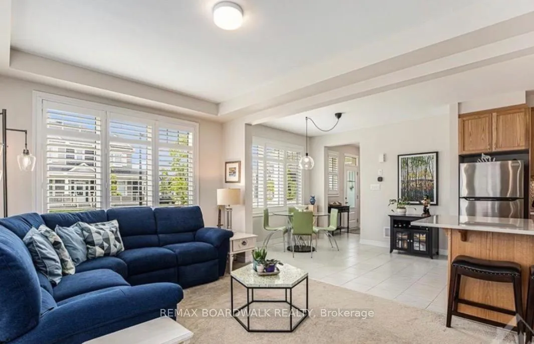 Photo 5 of 741 Derreen Avenue, Ottawa, Stittsville (North) — HOMEH