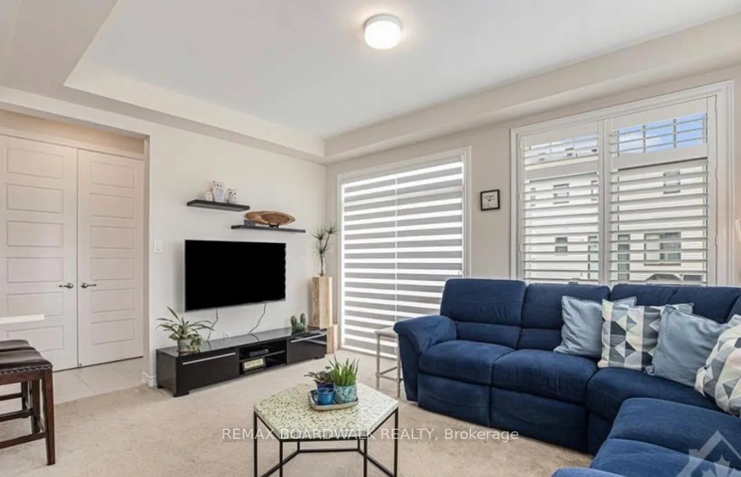 Photo 6 of 741 Derreen Avenue, Ottawa, Stittsville (North) — HOMEH