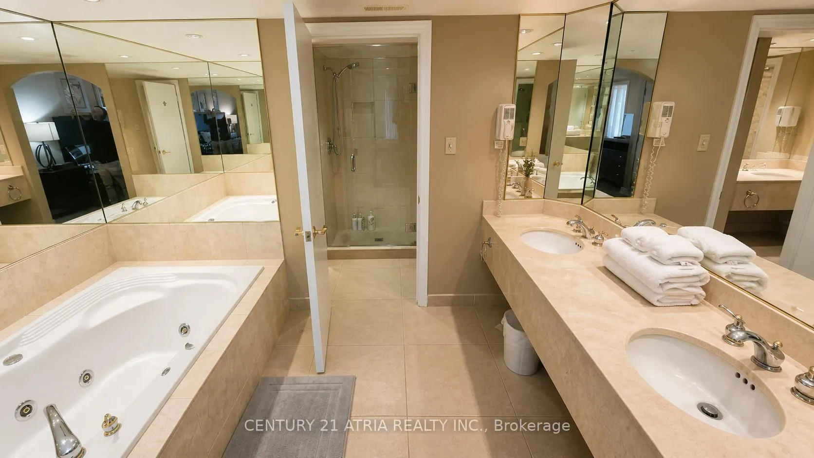 Photo 8 of Unit 2074, 90 Highland Drive, Oro-Medonte, Rural Oro-Medonte — HOMEH
