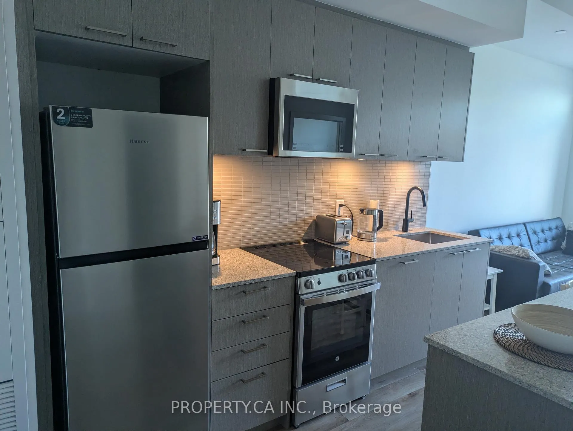 Photo of Unit 1005, 1808 St. Clair Avenue W