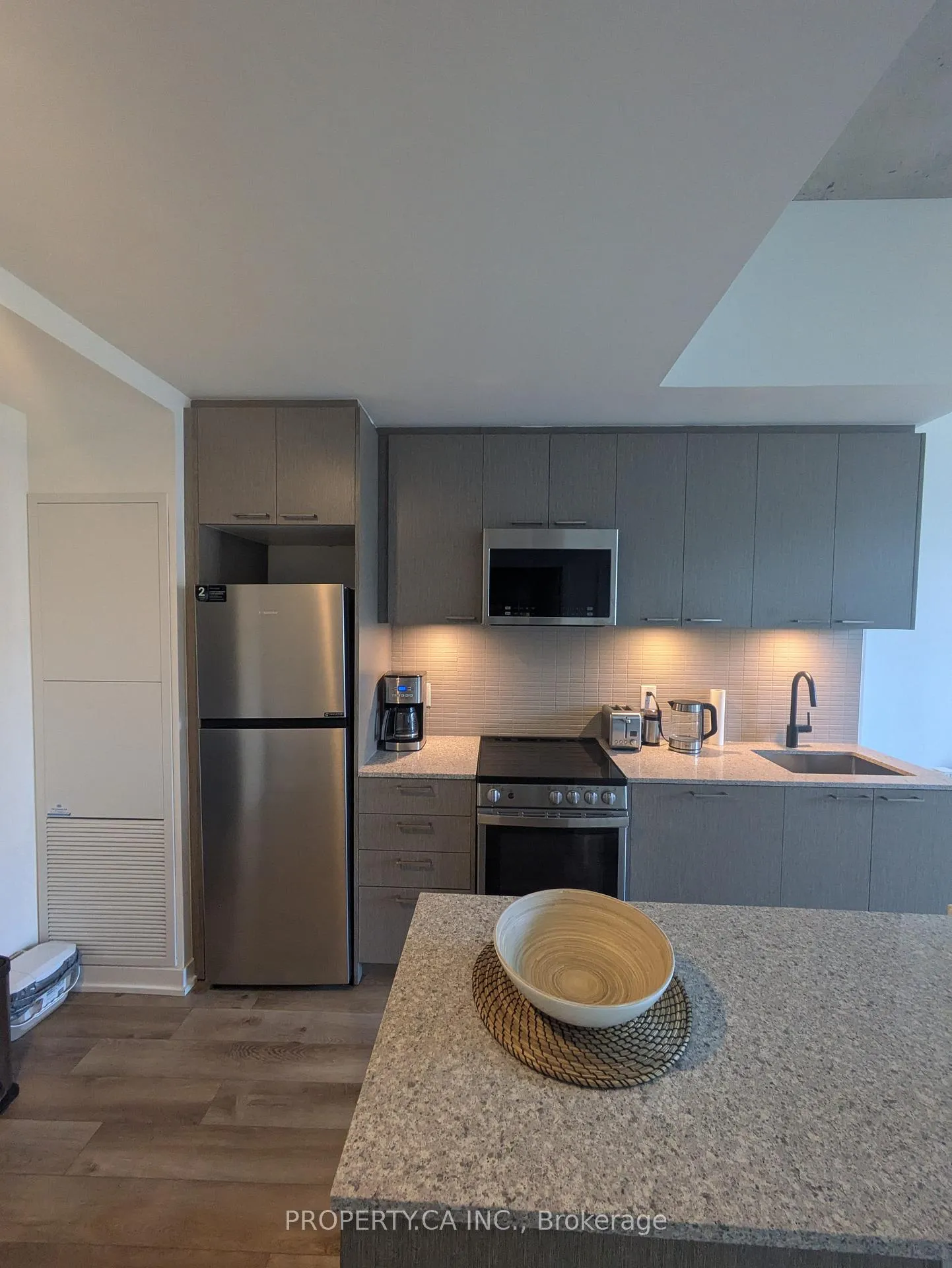 Photo 3 of Unit 1005, 1808 St. Clair Avenue W, Toronto, Weston-Pellam Park — HOMEH