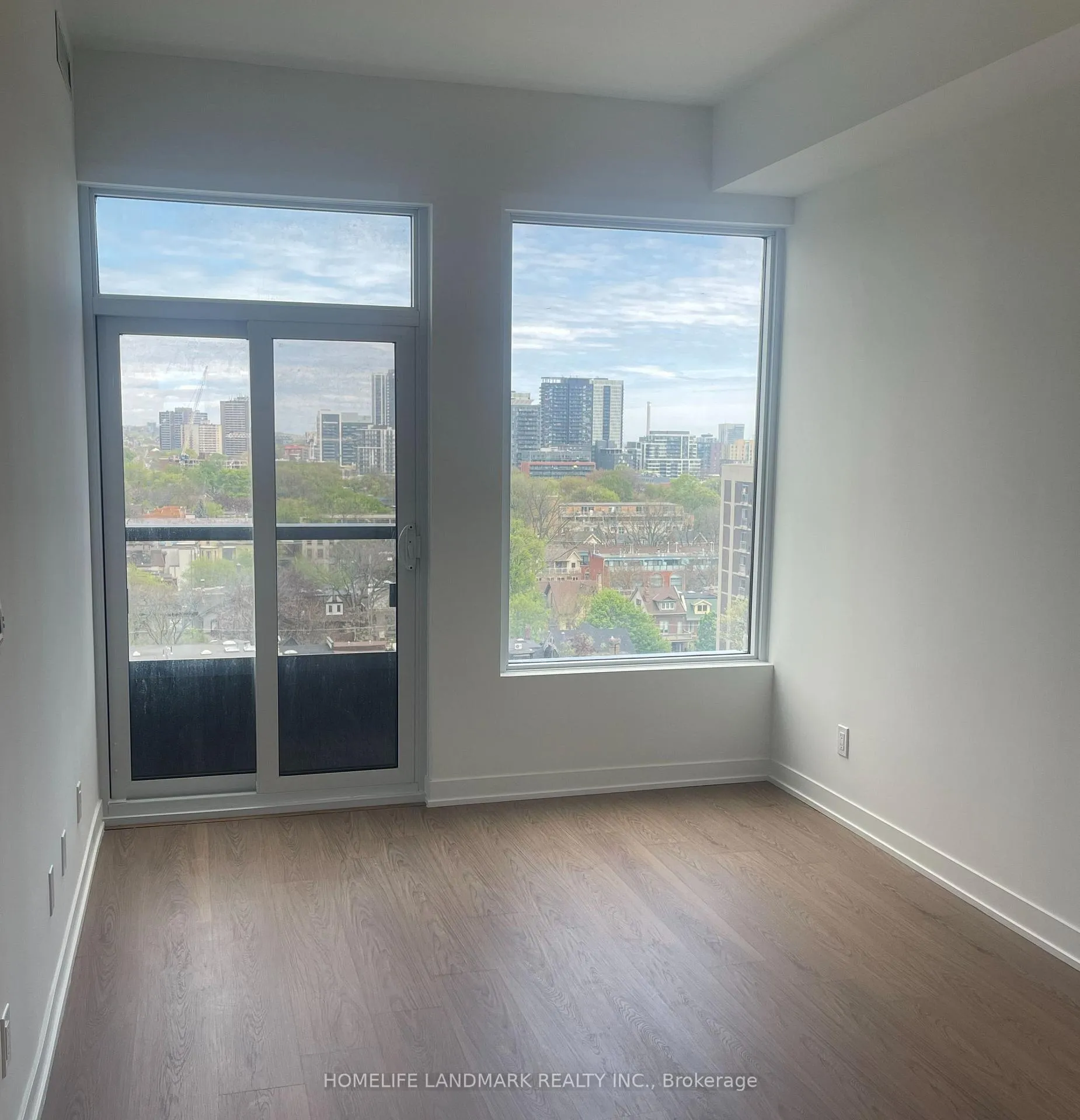 Photo 4 of Unit 1011, 319 Jarvis Street, Toronto, Moss Park — HOMEH