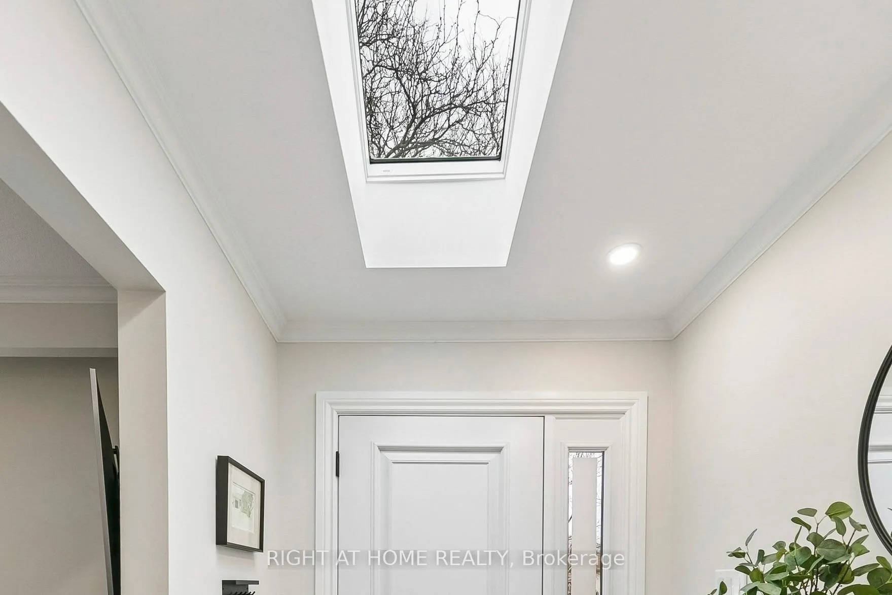 Photo 7 of 1362 Sycamore Drive, Burlington, Palmer — HOMEH