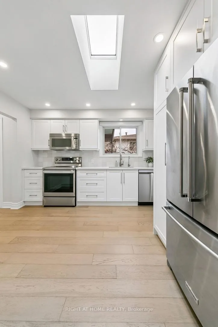 Photo 15 of 1362 Sycamore Drive, Burlington, Palmer — HOMEH