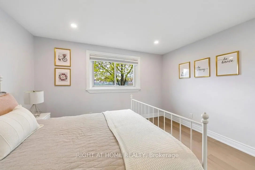 Photo 24 of 1362 Sycamore Drive, Burlington, Palmer — HOMEH