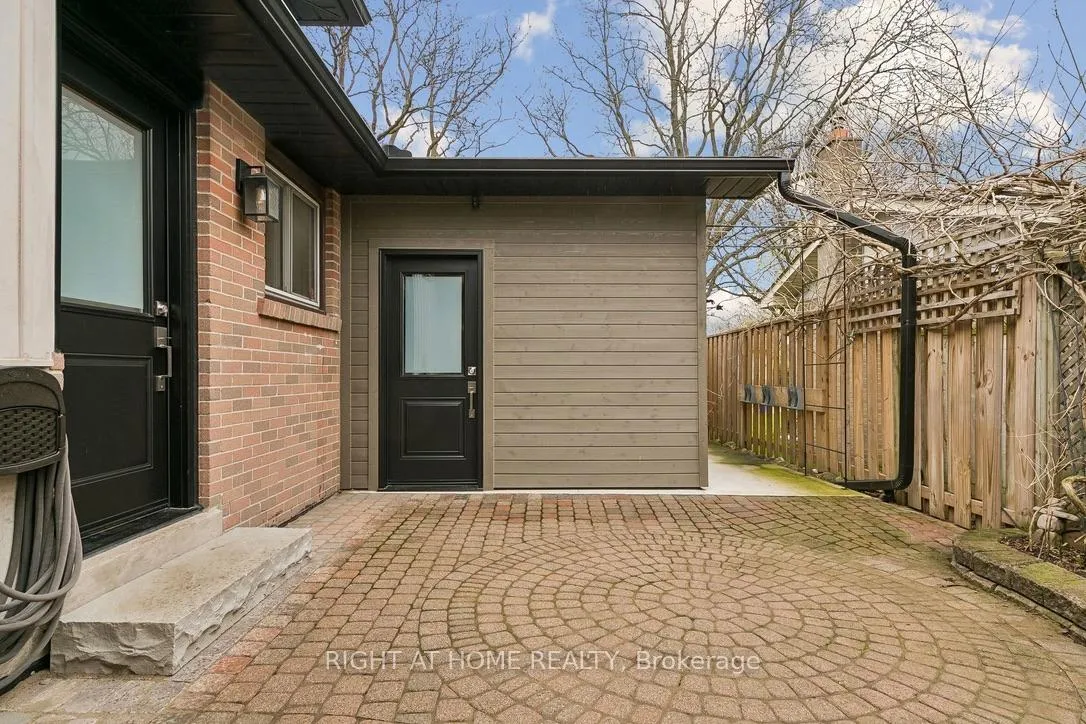 Photo 37 of 1362 Sycamore Drive, Burlington, Palmer — HOMEH