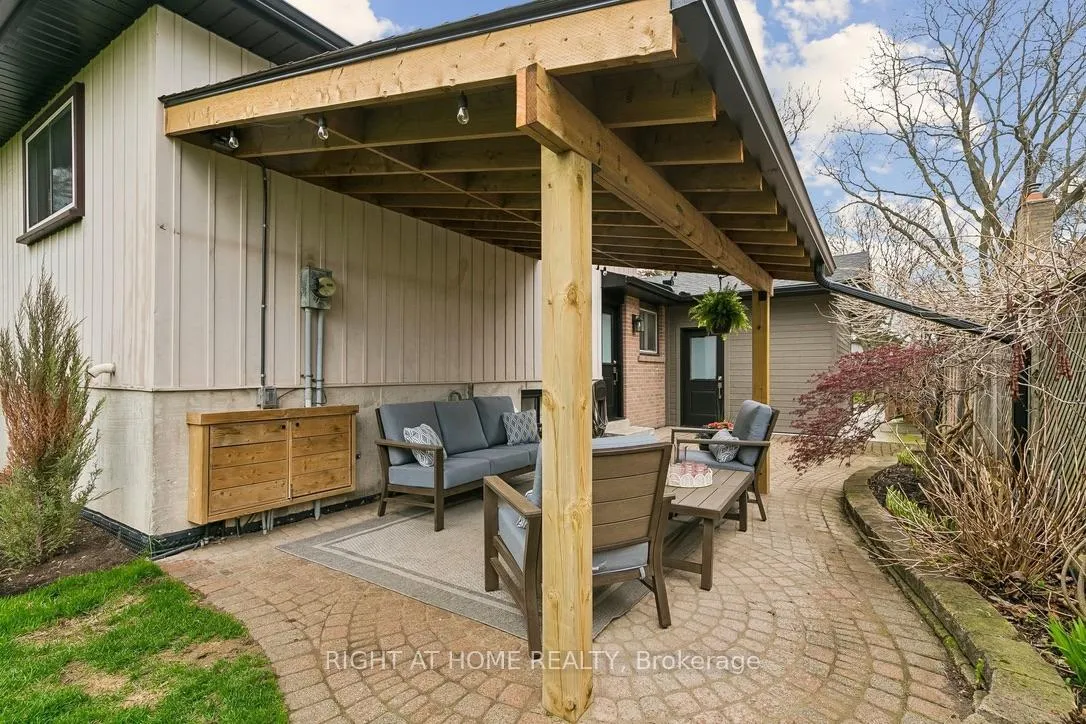 Photo 38 of 1362 Sycamore Drive, Burlington, Palmer — HOMEH