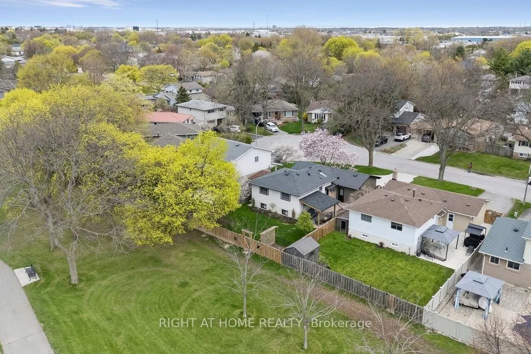 Photo 47 of 1362 Sycamore Drive, Burlington, Palmer — HOMEH