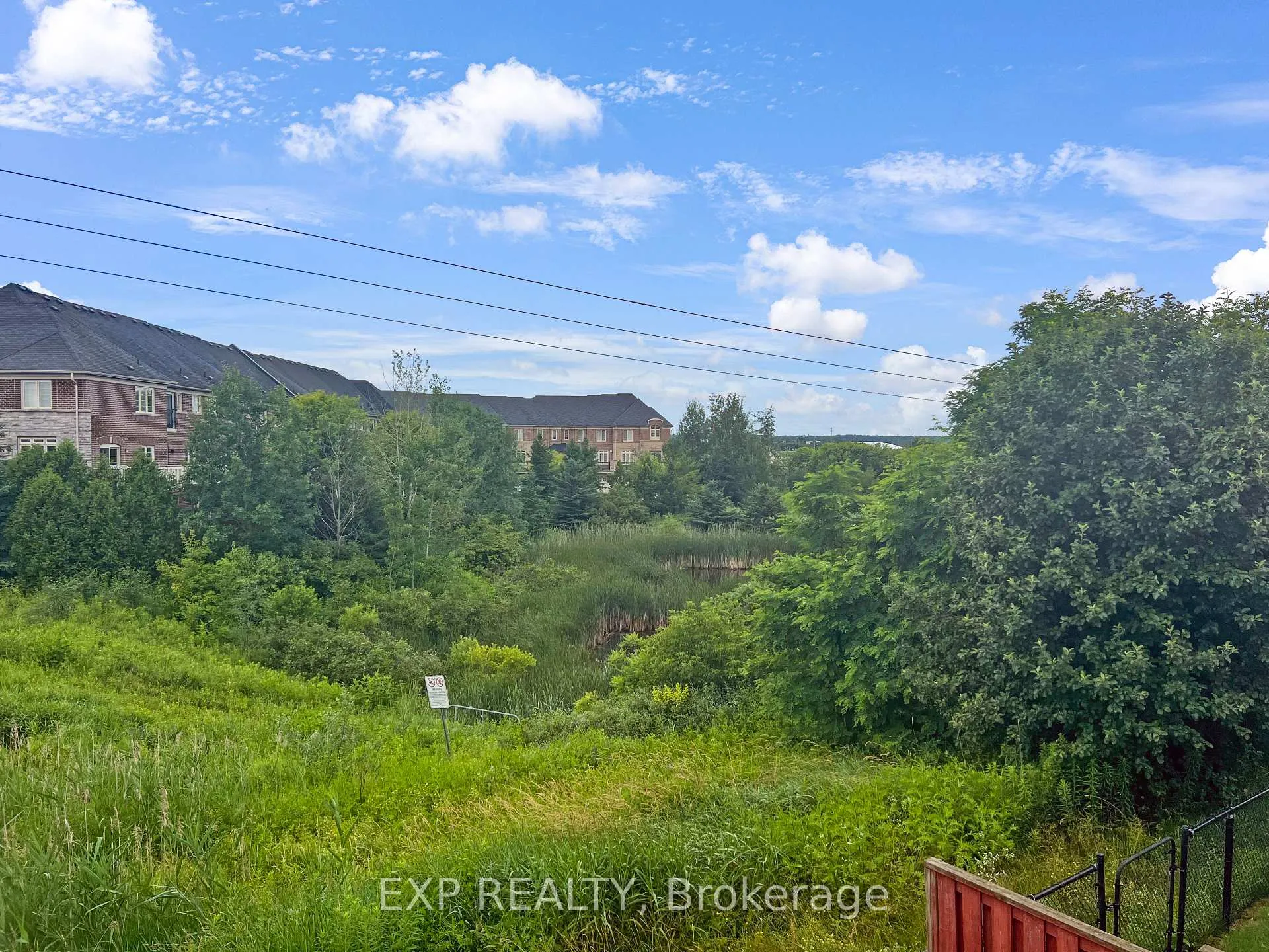 Photo 9 of Unit Upper, 26 Millcliff Circle, Aurora, Aurora Grove — HOMEH