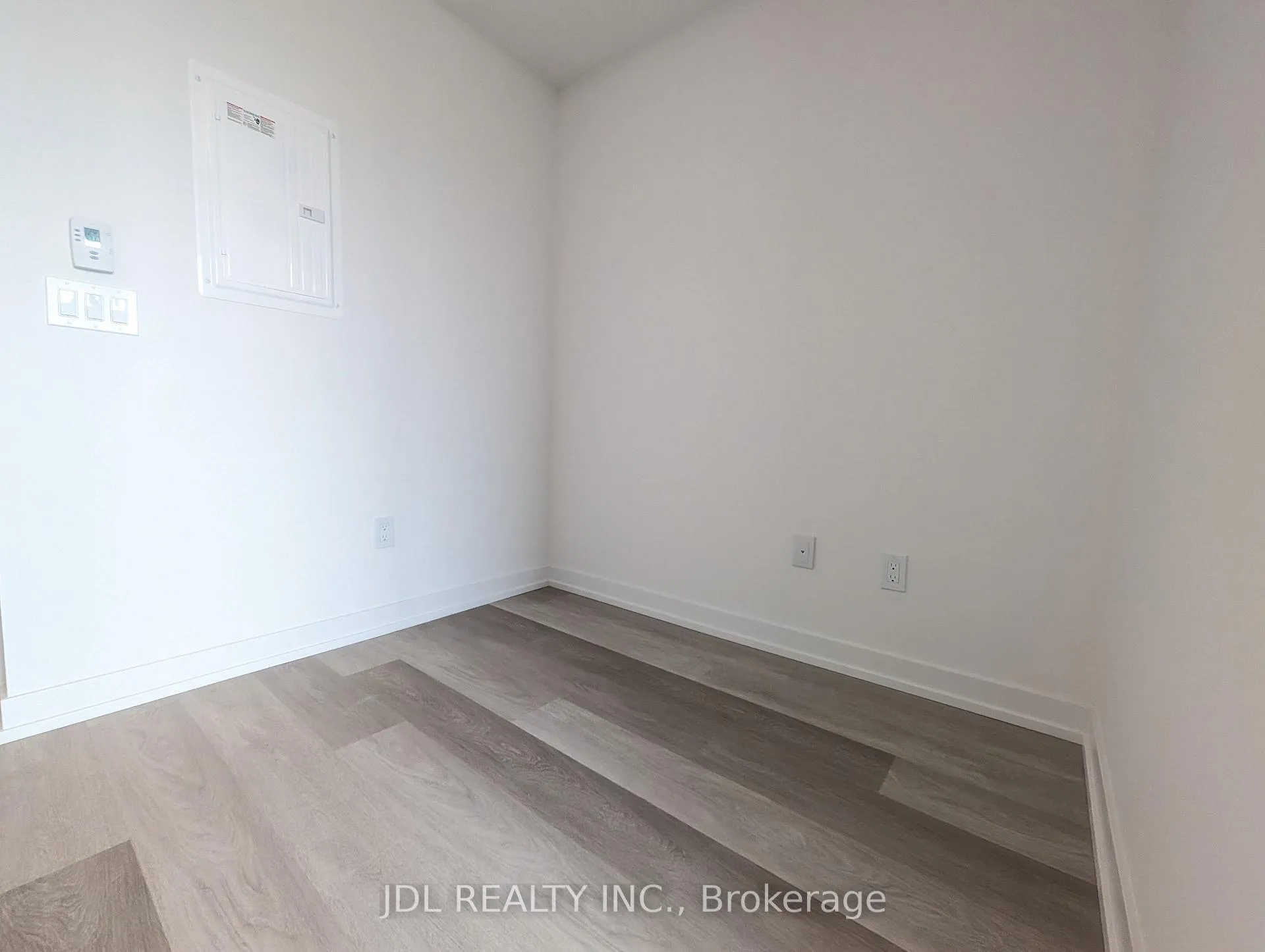 Photo 6 of Unit 924, 28 Eastern Avenue, Toronto, Moss Park — HOMEH