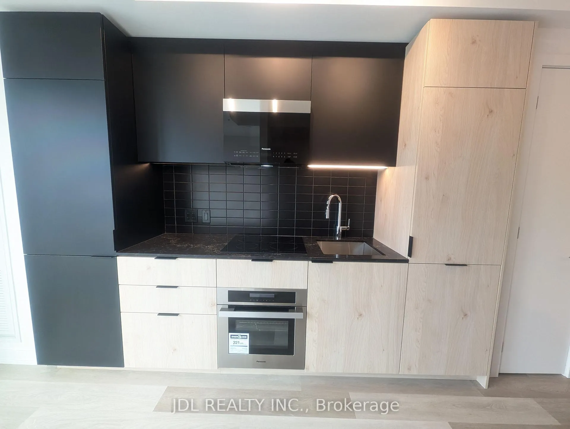 Photo 7 of Unit 924, 28 Eastern Avenue, Toronto, Moss Park — HOMEH