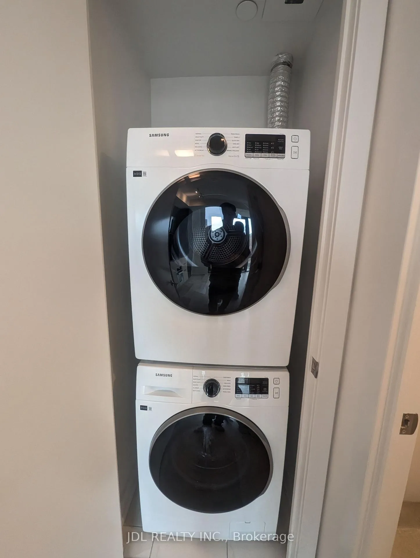 Photo 8 of Unit 924, 28 Eastern Avenue, Toronto, Moss Park — HOMEH