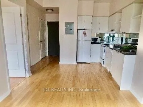 Photo 3 of Unit 915, 35 Hayden Street, Toronto, Church-Yonge Corridor — HOMEH