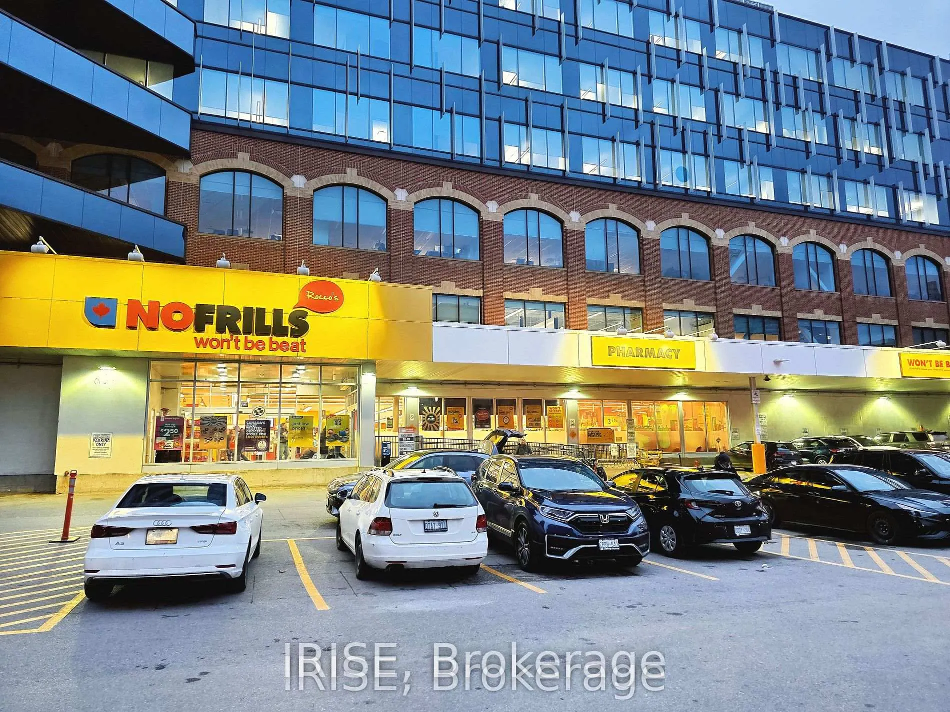 Photo 2 of Unit 1034, 70 Princess Street, Toronto, Waterfront Communities — HOMEH