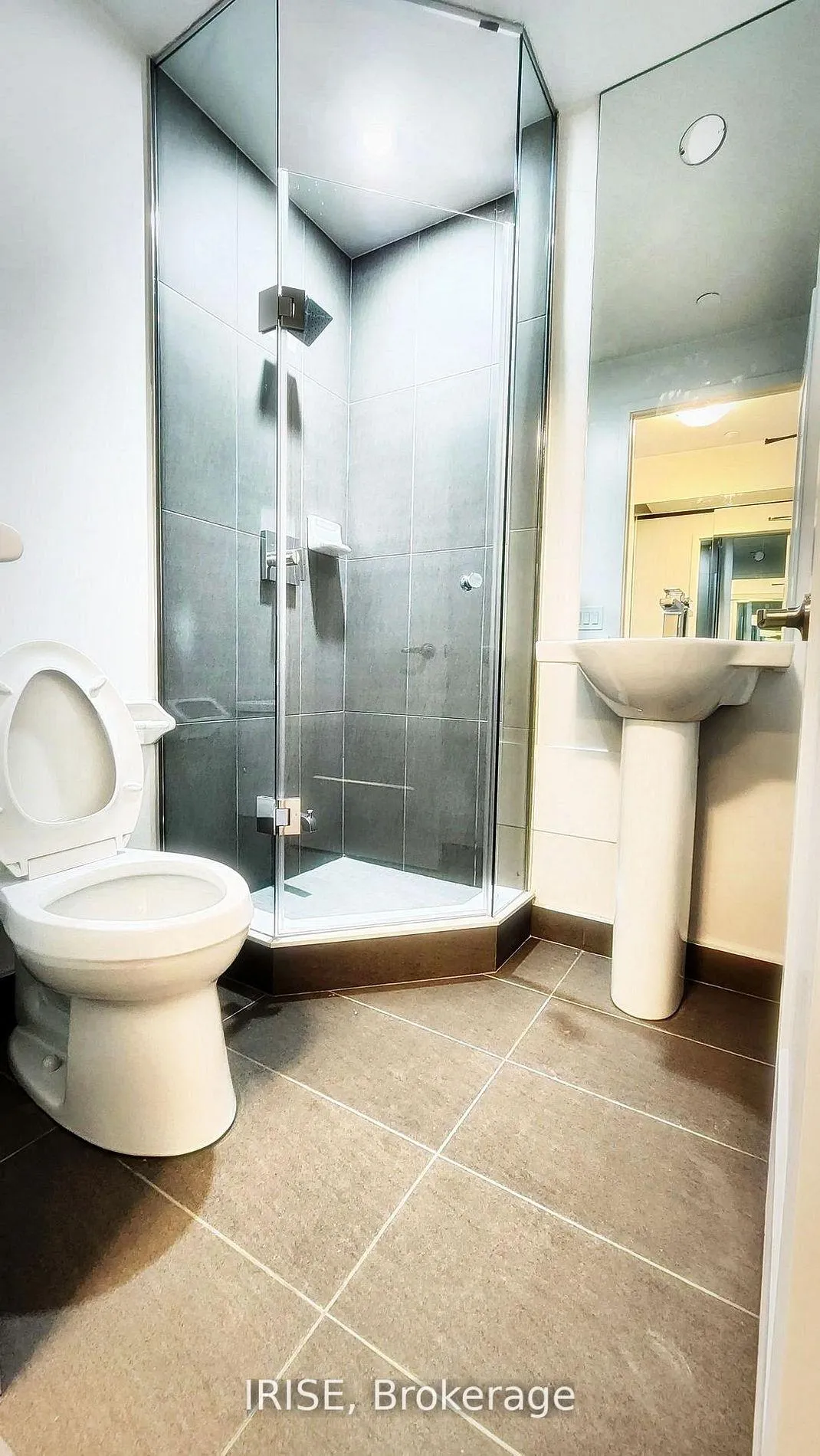 Photo 8 of Unit 1034, 70 Princess Street, Toronto, Waterfront Communities — HOMEH