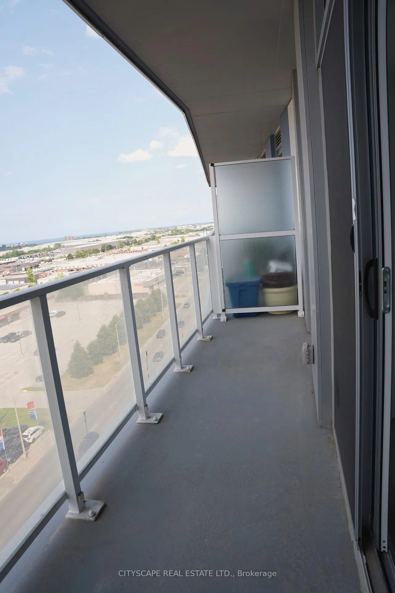 Photo 25 of Unit 913, 2782 Barton Street E, Hamilton, Riverdale — HOMEH