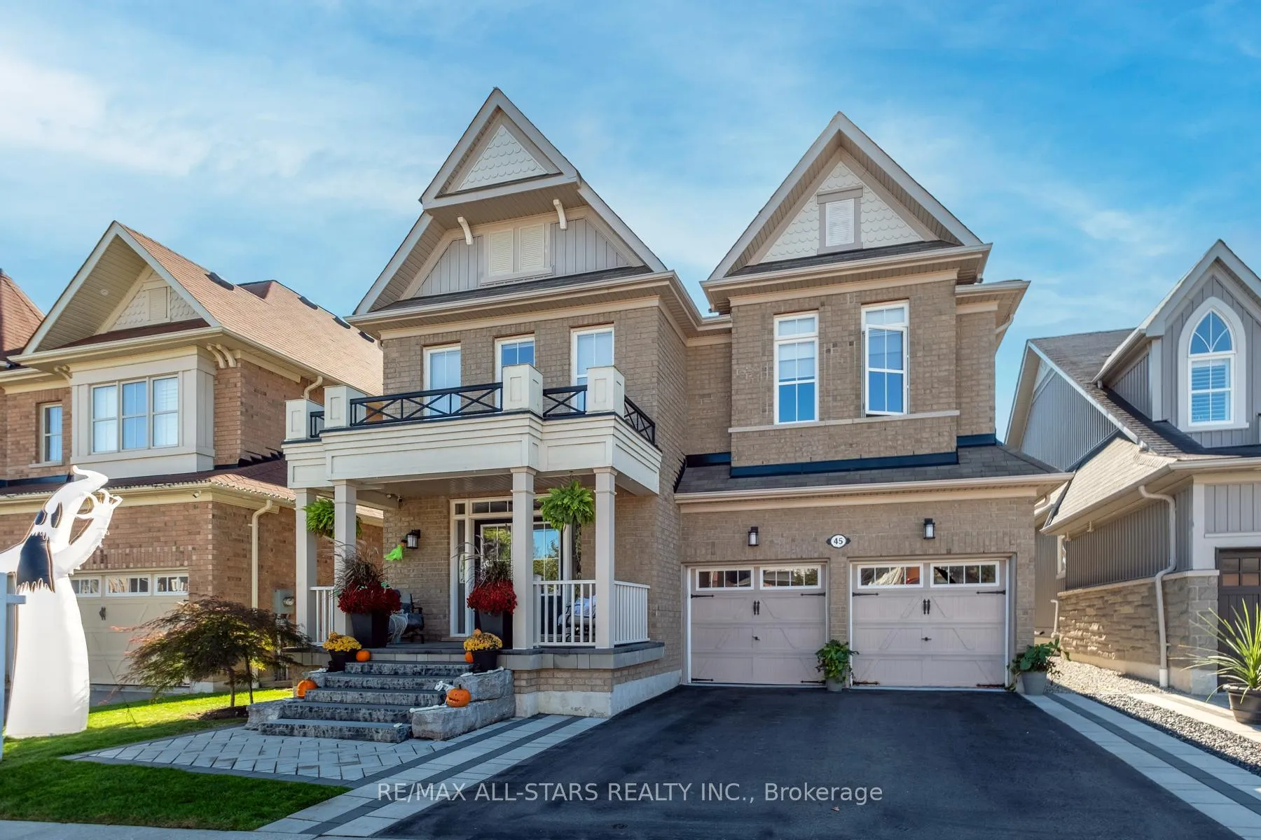 Photo 1 of 45 Jarrow Crescent, Whitby, Brooklin — HOMEH