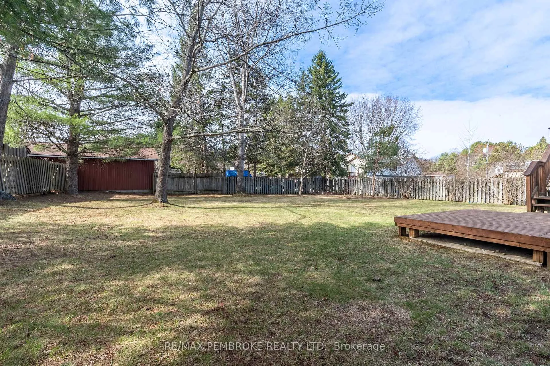 Photo 10 of 5 Edward Street, Petawawa — HOMEH